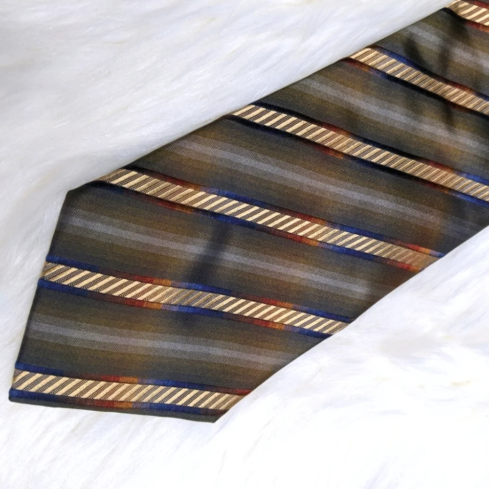 Vintage Mens Pavone Made In Italy 100% Silk Tie Vintage